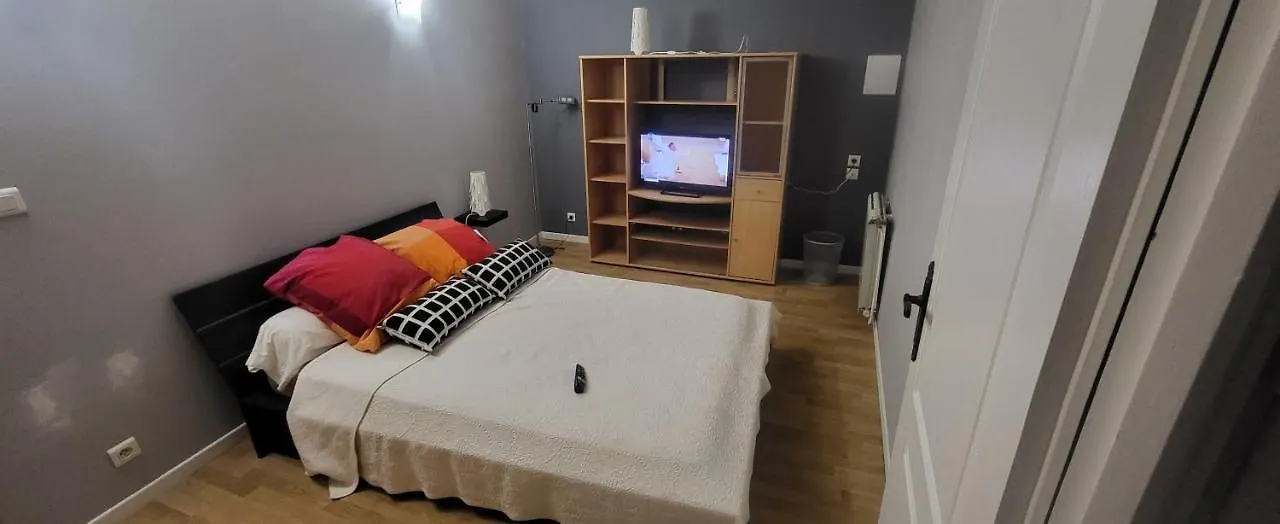 Maison 130M2, Terrasse 70 M2 Sud, 1A7 Pers, 3 Chbres Avec Tv Et Clim Pierrelatte 0*,