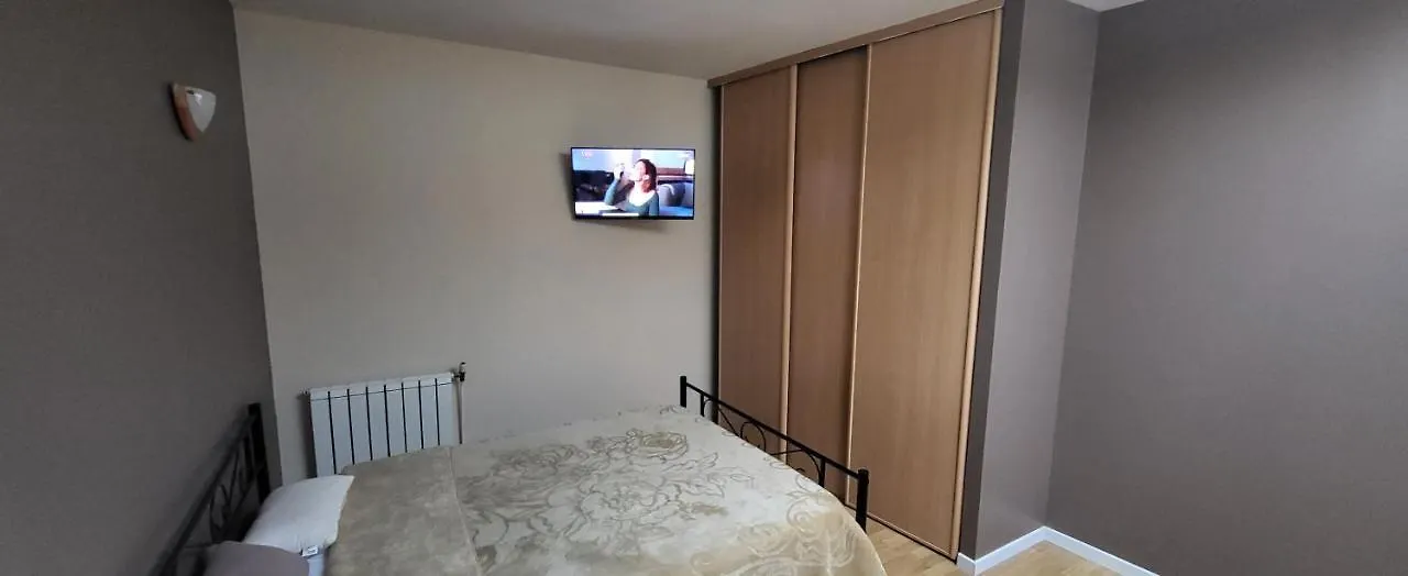 Maison 130M2, Terrasse 70 M2 Sud, 1A7 Pers, 3 Chbres Avec Tv Et Clim Pierrelatte