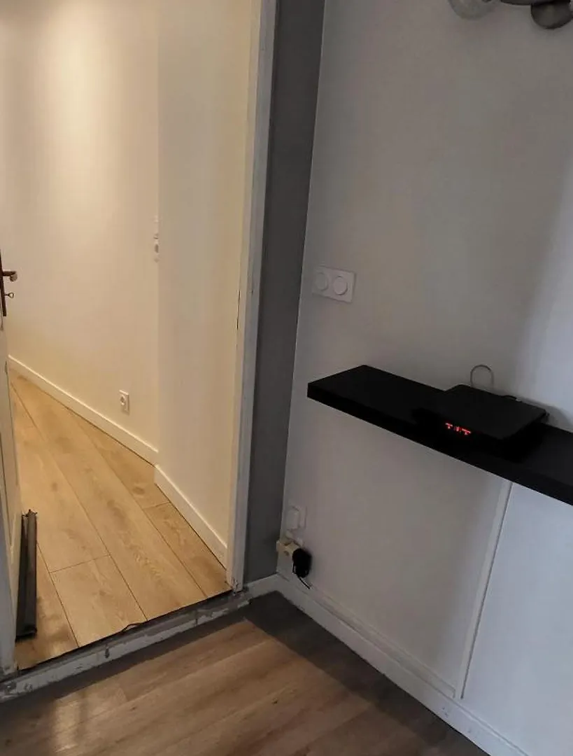 Maison 130M2, Terrasse 70 M2 Sud, 1A7 Pers, 3 Chbres Avec Tv Et Clim Pierrelatte